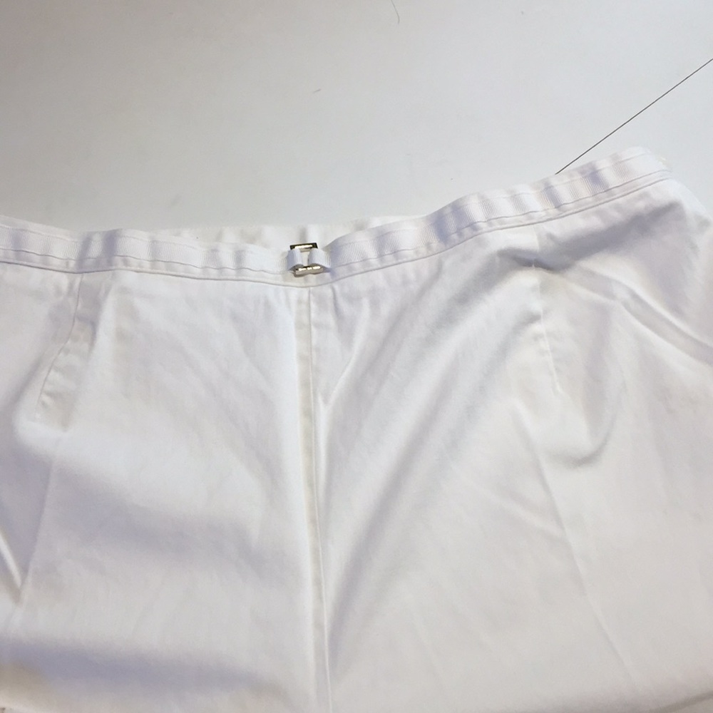 White capris - Picture 2 of 5